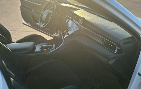 Toyota Camry, 2019 год, 2 599 000 рублей, 11 фотография