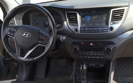 Hyundai Tucson III, 2016 год, 1 900 000 рублей, 12 фотография
