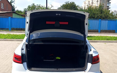 Audi A4, 2016 год, 2 300 000 рублей, 7 фотография