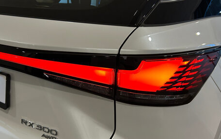 Lexus RX IV рестайлинг, 2025 год, 7 600 000 рублей, 10 фотография