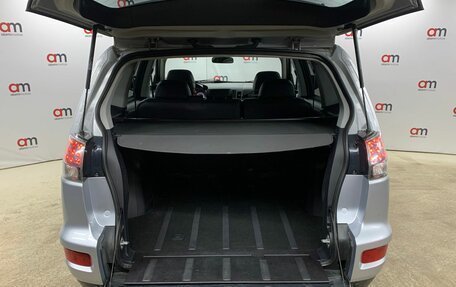 Mitsubishi Outlander III рестайлинг 3, 2010 год, 1 299 000 рублей, 20 фотография