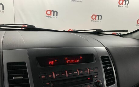 Mitsubishi Outlander III рестайлинг 3, 2010 год, 1 299 000 рублей, 15 фотография