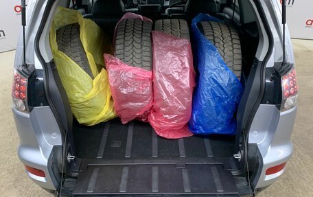 Mitsubishi Outlander III рестайлинг 3, 2010 год, 1 299 000 рублей, 22 фотография