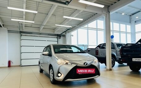 Toyota Vitz, 2017 год, 1 149 999 рублей, 8 фотография