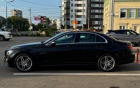 Mercedes-Benz E-Класс, 2020 год, 3 500 000 рублей, 2 фотография