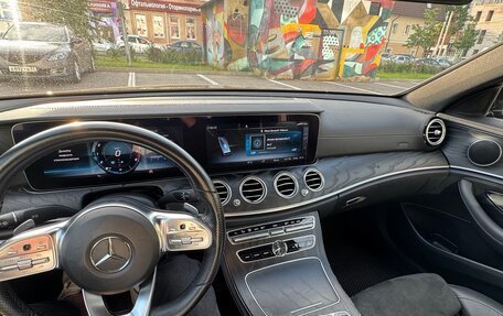 Mercedes-Benz E-Класс, 2020 год, 3 500 000 рублей, 9 фотография
