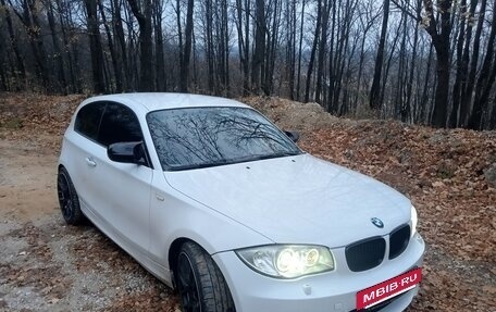 BMW 1 серия, 2010 год, 860 000 рублей, 4 фотография