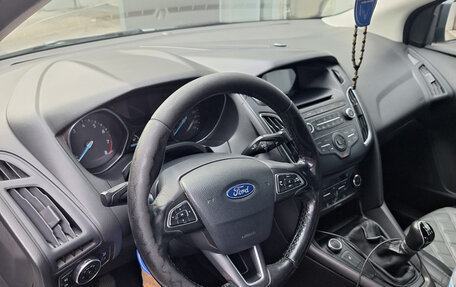 Ford Focus III, 2017 год, 999 000 рублей, 5 фотография