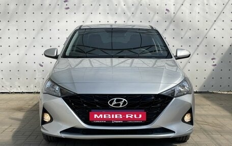Hyundai Solaris II рестайлинг, 2021 год, 1 580 000 рублей, 3 фотография