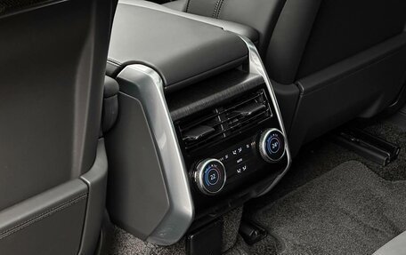 Land Rover Range Rover IV рестайлинг, 2025 год, 26 000 000 рублей, 29 фотография