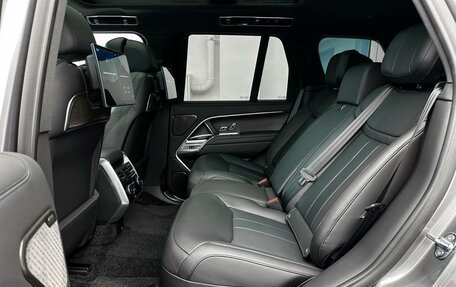 Land Rover Range Rover IV рестайлинг, 2025 год, 26 000 000 рублей, 26 фотография