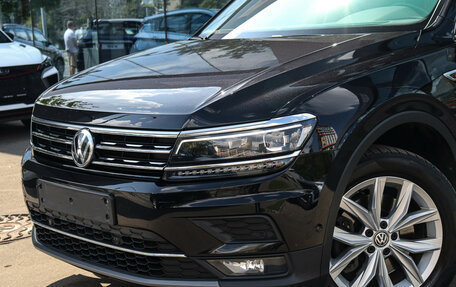 Volkswagen Tiguan II, 2019 год, 3 050 000 рублей, 20 фотография