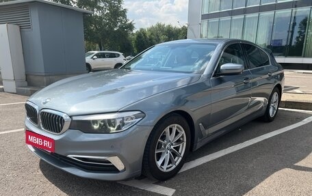 BMW 5 серия, 2018 год, 2 900 000 рублей, 2 фотография