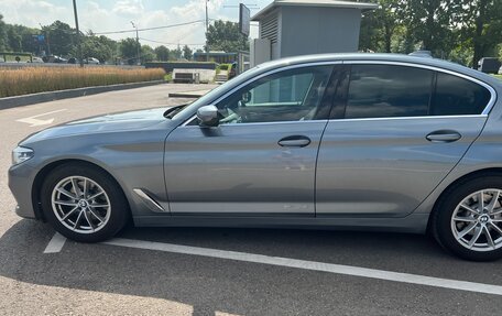 BMW 5 серия, 2018 год, 2 900 000 рублей, 9 фотография