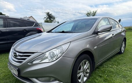 Hyundai Sonata VI, 2011 год, 899 999 рублей, 6 фотография