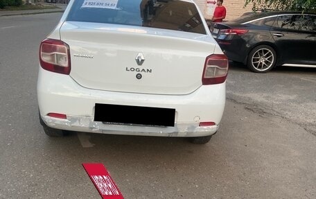 Renault Logan II, 2017 год, 450 000 рублей, 4 фотография