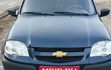 Chevrolet Niva I рестайлинг, 2012 год, 490 000 рублей, 2 фотография