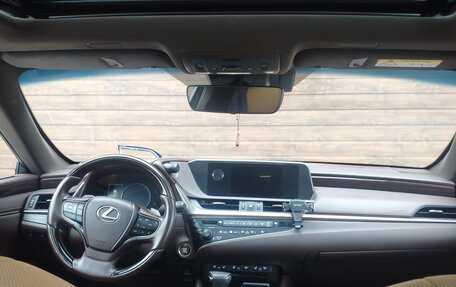 Lexus ES VII, 2019 год, 3 500 000 рублей, 6 фотография