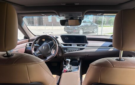 Lexus ES VII, 2019 год, 3 500 000 рублей, 12 фотография