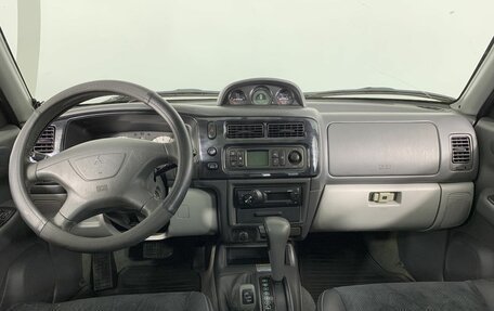 Mitsubishi Pajero Sport II рестайлинг, 2007 год, 924 000 рублей, 7 фотография