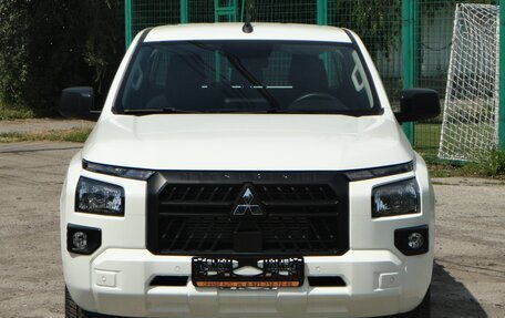 Mitsubishi L200, 2024 год, 4 670 000 рублей, 2 фотография