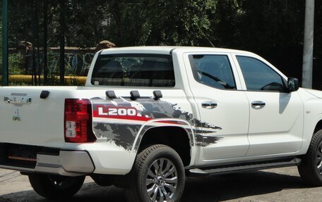 Mitsubishi L200, 2024 год, 4 670 000 рублей, 5 фотография