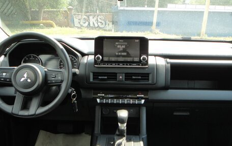 Mitsubishi L200, 2024 год, 4 670 000 рублей, 13 фотография