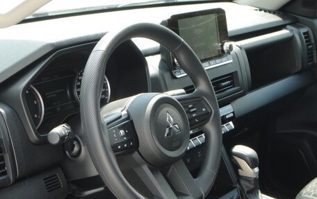 Mitsubishi L200, 2024 год, 4 670 000 рублей, 12 фотография