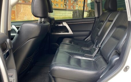 Toyota Land Cruiser 200, 2013 год, 5 700 000 рублей, 19 фотография