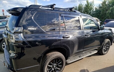 Toyota Land Cruiser Prado 150 рестайлинг 2, 2020 год, 5 800 000 рублей, 6 фотография