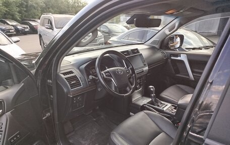 Toyota Land Cruiser Prado 150 рестайлинг 2, 2020 год, 5 800 000 рублей, 10 фотография