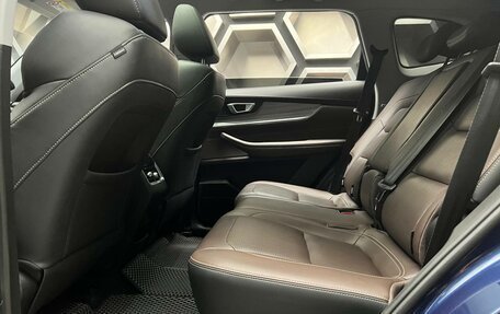 Chery Tiggo 8 Pro, 2022 год, 2 200 000 рублей, 32 фотография
