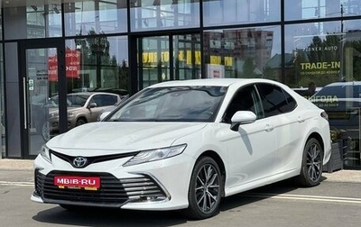 Toyota Camry, 2021 год, 3 240 000 рублей, 1 фотография
