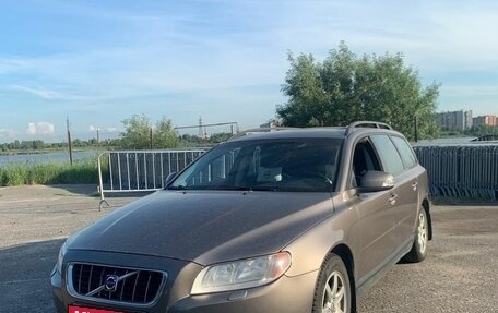 Volvo V70 III рестайлинг, 2009 год, 1 070 000 рублей, 1 фотография