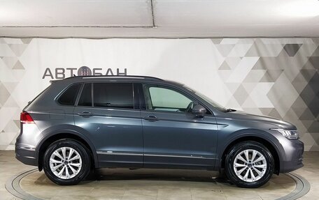 Volkswagen Tiguan II, 2021 год, 2 119 000 рублей, 6 фотография