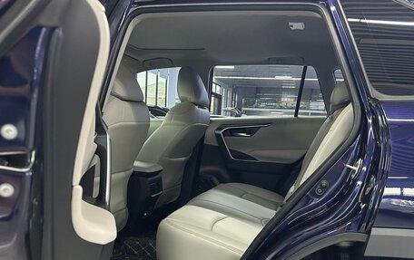 Toyota RAV4, 2022 год, 2 700 000 рублей, 7 фотография