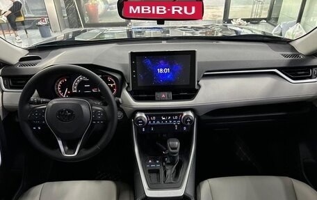 Toyota RAV4, 2022 год, 2 700 000 рублей, 4 фотография