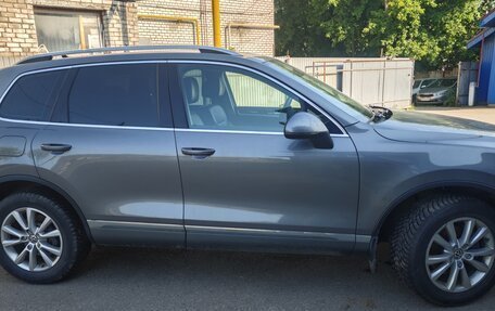 Volkswagen Touareg III, 2011 год, 2 200 000 рублей, 3 фотография
