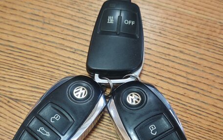 Volkswagen Touareg III, 2011 год, 2 200 000 рублей, 13 фотография