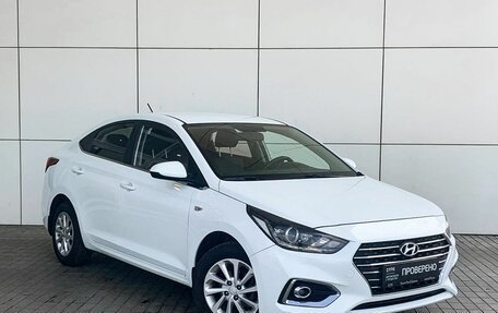 Hyundai Solaris II рестайлинг, 2018 год, 1 250 000 рублей, 3 фотография