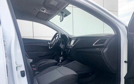 Hyundai Solaris II рестайлинг, 2018 год, 1 250 000 рублей, 13 фотография