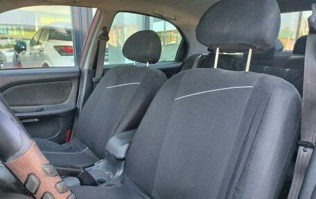 Hyundai Sonata IV рестайлинг, 2005 год, 370 000 рублей, 23 фотография