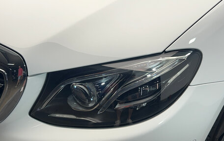 Mercedes-Benz E-Класс, 2018 год, 3 500 000 рублей, 25 фотография