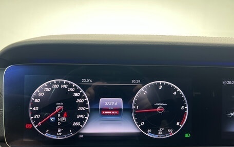Mercedes-Benz E-Класс, 2018 год, 3 500 000 рублей, 22 фотография