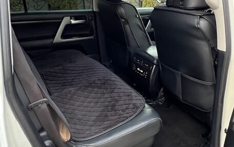 Toyota Land Cruiser 200, 2015 год, 4 650 000 рублей, 13 фотография