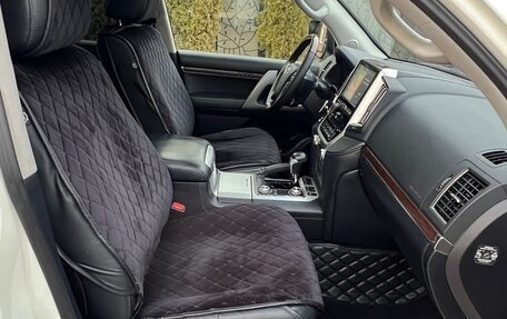 Toyota Land Cruiser 200, 2015 год, 4 650 000 рублей, 22 фотография
