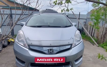 Honda Fit Shuttle I рестайлинг, 2012 год, 890 000 рублей, 2 фотография