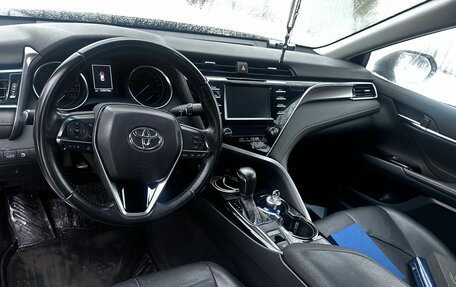 Toyota Camry, 2018 год, 1 500 000 рублей, 5 фотография
