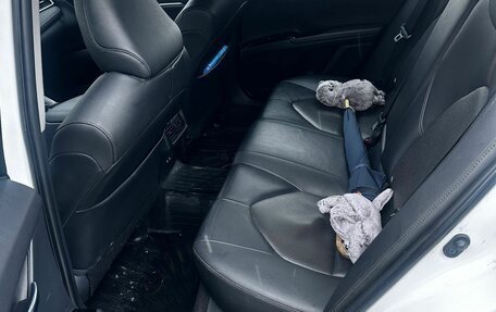 Toyota Camry, 2018 год, 1 500 000 рублей, 15 фотография