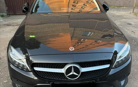 Mercedes-Benz C-Класс, 2019 год, 3 500 000 рублей, 4 фотография